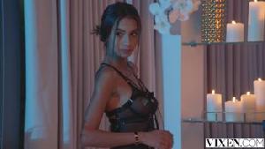 Vixen.Vanessa.Alessia.Lucky.Break.