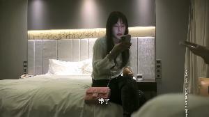 情趣内衣闷骚少妇，大腿内侧情侣纹身