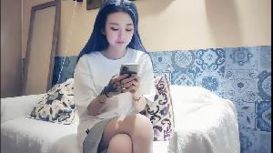 ❤️探花蓝发甜美校花 颜值比肩一线明星手上有纹身的学生妹，刚下海做爱稍显生涩❤️