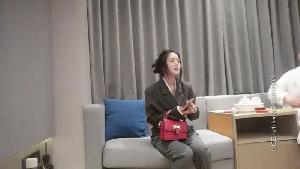 ❤️大熊探花 大哥鸡巴有点短 侧入后入都危险❤️
